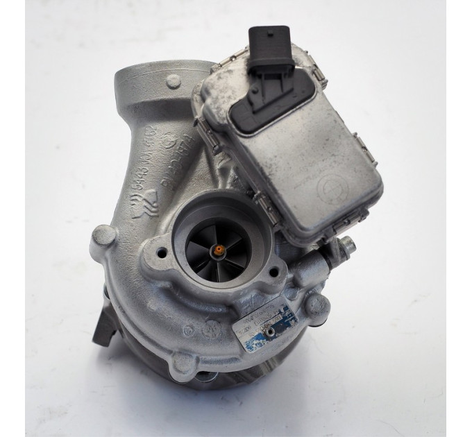 Turbosprężarka BMW 535 3.0d (F07) Gran Turismo (GT) xDrive 299KM 220kW 54409700006